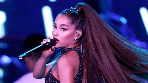 Teaming up with justin bieber would've been enough. Ariana Grande Drops a New Song, "Imagine". Stream Now ...
