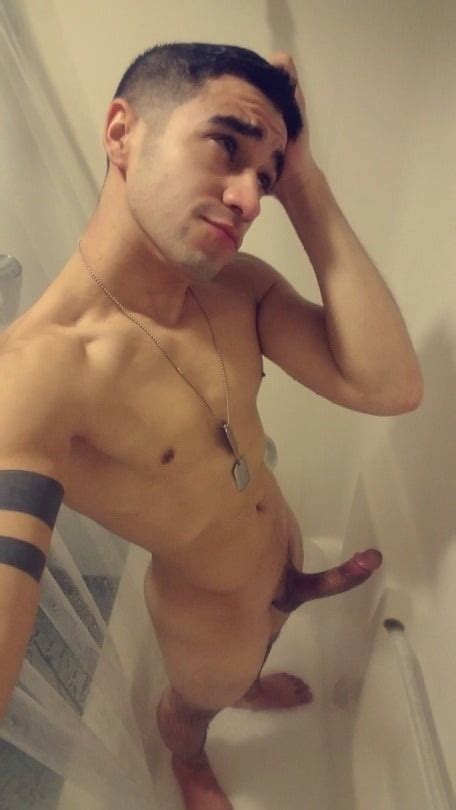 Full Nude Guy Selfie