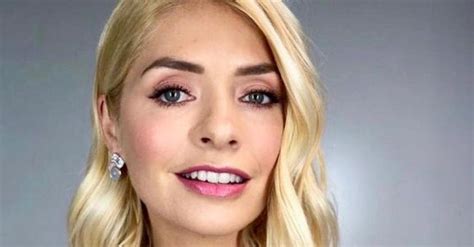 The Beauty Products Holly Willoughby Uses For Glowing Skin Who What Wear