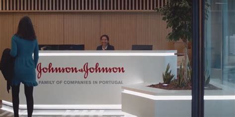 Johnson & johnson operates over 250 companies in what is termed the johnson & johnson family of companies.4 the company operates in three broad divisions; Johnson & Johnson Family of companies en Portugal - Steelcase
