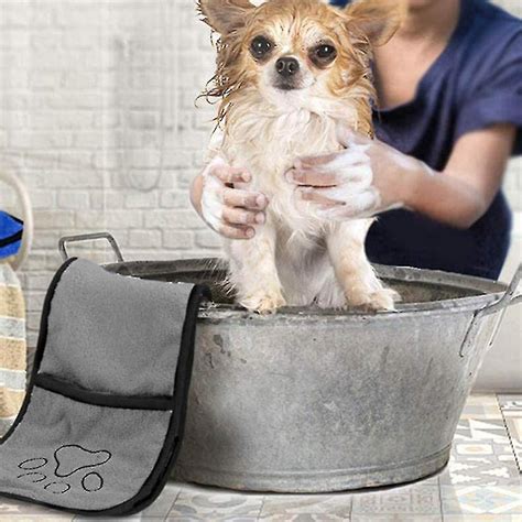 Ultra Soft Microfiber Dog Towel Pet Dog Bath Towel With Hand Pockets