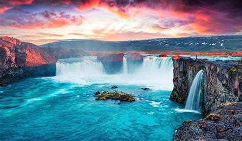Most Beautiful Pictures Of Waterfalls