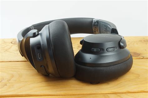 Anker soundcore life q20 are best noise cancelling headphones that have excellent sound quality, good battery timing & other features. Anker Soundcore Life Q20 Testbericht - besseres Active ...