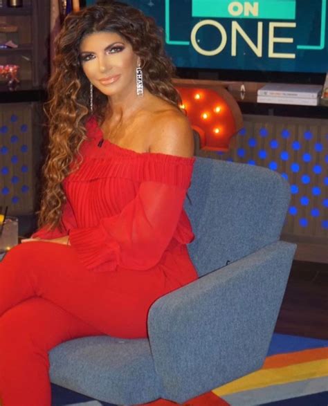 Teresa Giudices Red Outfit On Wwhl Red Outfit Jersey Fashion Big Blonde Hair