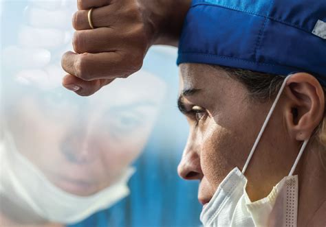 A Representa O Das Enfermeiras Na M Dia Antes E Durante A Pandemia Da
