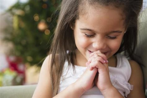 Ten Prayers Every Catholic Child Should Know Catholic Kids Childrens