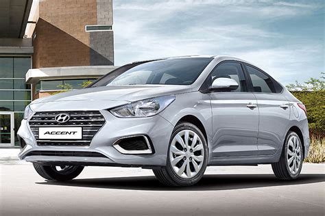 32 lakh for the top model hyundai santa fe. Hyundai Philippines Announces Prices of All-New 2019 ...