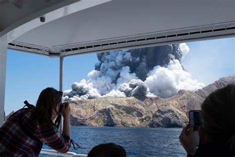 Inside The Catastrophic Eruption On Whakaari White Island Insidehook