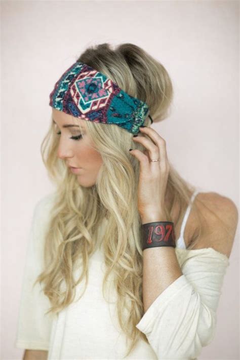 If you're wondering why bandana hairstyles and headbands are so popular at the moment, it's because of their ability to take any look to new stylish. Untitled | Boho headband, Boho head wrap, Hair styles
