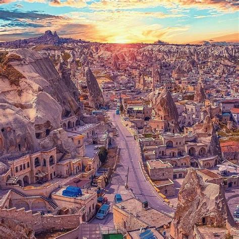 Tam Bir Kartpostal Kapadokya Göremede Günbatımı Kapadokya Urgup