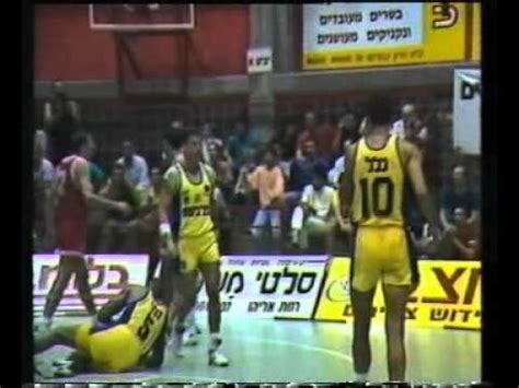 עומר דמארי סיכם תנאיו במכבי חיפה נקבעו משחקי שמינית גמר גביע המדינה בכדורגל שמינית גמר גביע המדינה 1991, מכבי ראשון לציון - הפועל ...
