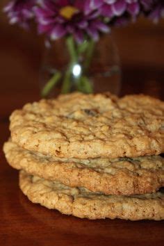 Oatmeal cookies are comfort food. Paula Deen's Chewy Oatmeal Lace Cookies "the chewiest most ...
