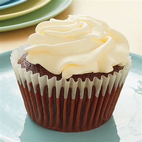 Chocolate Cupcake Vanilla Buttercream Icing - Little Pie Company