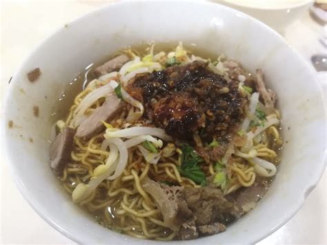 Billy kolo mee (favourite kolo mee) best kolo in kuching. Makan Mee Kolok Pak Amit Cafe, Kuching Sarawak - MAKAN ...