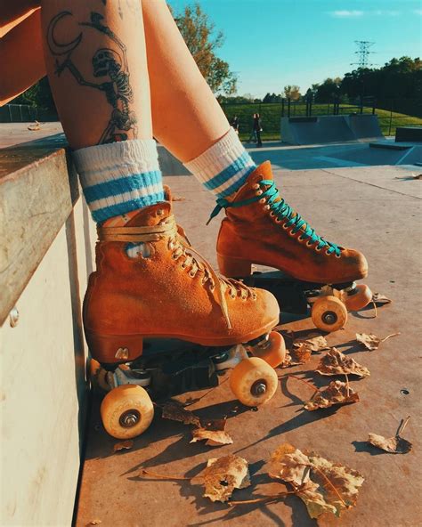 Pin By Olivia Fairfax On Roller Skating Retro Roller Skates Roller