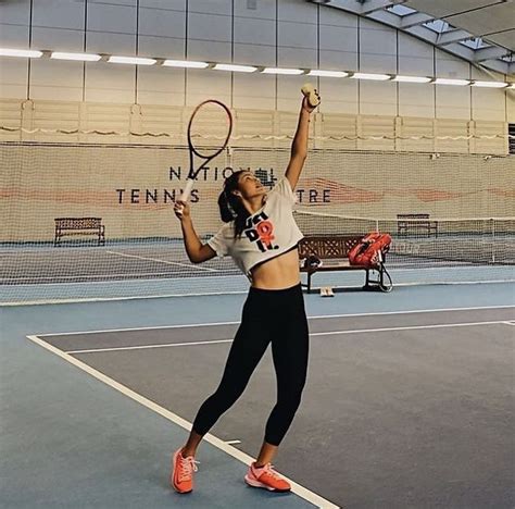 Gal Gadot Wonder Woman Star Wars Victoria Nike Tennis Avatar The Last Airbender Tennis