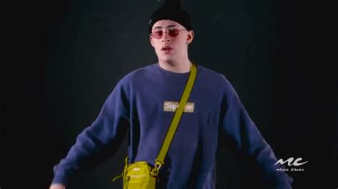 Stream bad bunny's new album las que no iban a salir and check out a visualizer for pa' romperla below. New Bad Bunny Album Dropping Soon? | LATV