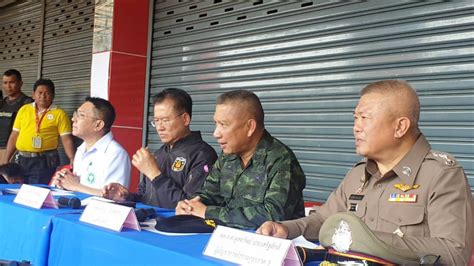 สถานที่ตั้งของ พัน.สพ.กระสุน 22 บชร.2 ค่ายสุรธรรมพิทักษ์ (1), วัดป่าศรัทธารวม (2) และเทอร์มินอล 21 โคราช (3) ในหลวงโปรดเกล้าฯ องคมนตรีเยี่ยมผู้บาดเจ็บ-ครอบครัว ...