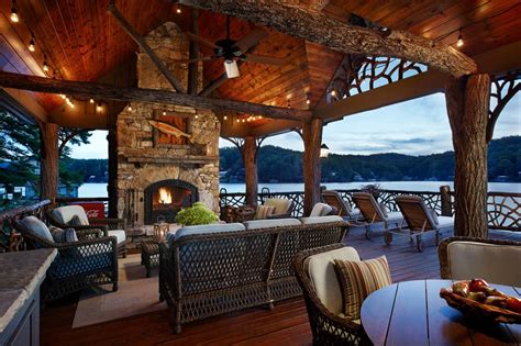 10 Luxe Log Cabins to Indulge in on National Log Cabin Day | HGTV's