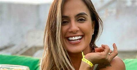 Maybe you would like to learn more about one of these? Ex-BBB Carol Peixinho exibe boa forma em treino e chama ...