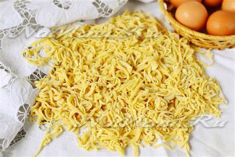 Домашняя лапша диета Домашняя яичная лапша, рецепт приготовления с фото Домашняя яичная лапша, рецепт приготовления с фото Домашняя лапша диета