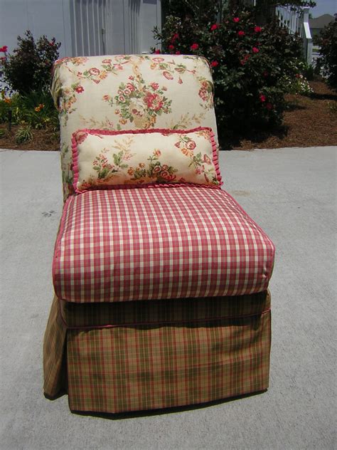 Chair covers & slipcovers : Slipcover Chic: Slipper Chair Gets A New Slipcover