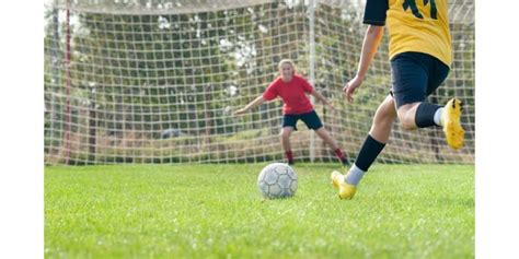 Soccer Midfielder A Complete Guide Your Soccer Home