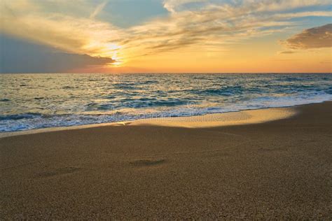 Tropical Sandy Beach Sunset Seascape Stock Image Image Of Cloud