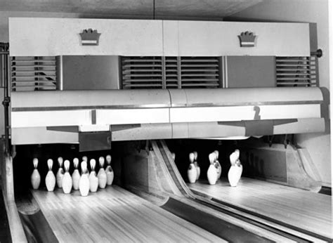 Reservations for basement bowl are taken daily starting at 5 pm. Bowling with Mr. President beneath the White House