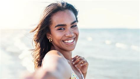 8 Ways To Actually Care For Your Oily Skin This Summer Fyi You Need To Let It Breathe