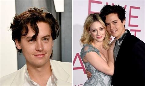 Cole Sprouse Girlfriend Does Cole Sprouse Have A New Girlfriend