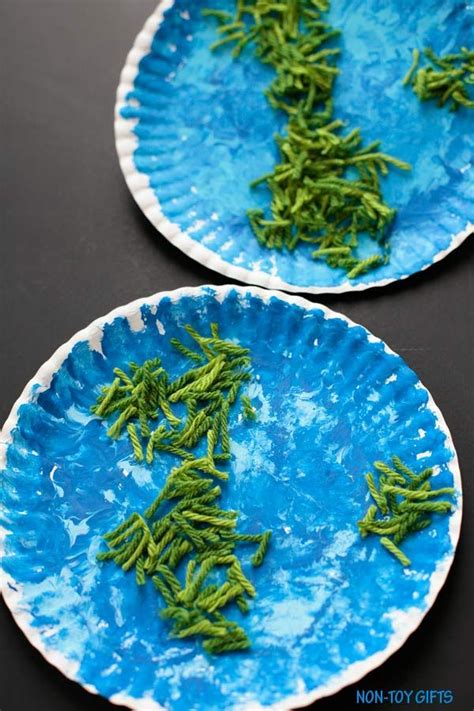 Often teachers will talk about animals or plants or other parts of the natural world. 89 best Earth Day crafts for kids images on Pinterest | Activities, April preschool and Art ...