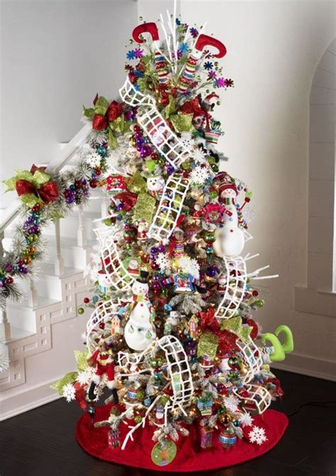 Diy your own holiday decorations to make every inch of your home as festive as possible. 75 Hottest Christmas Decoration Trends & Ideas | Pouted ...