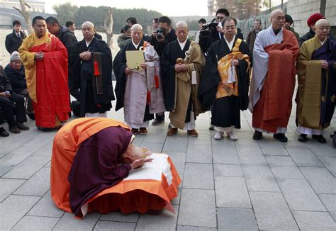 Horas Fotos Monjes Budistas Japoneses Reza