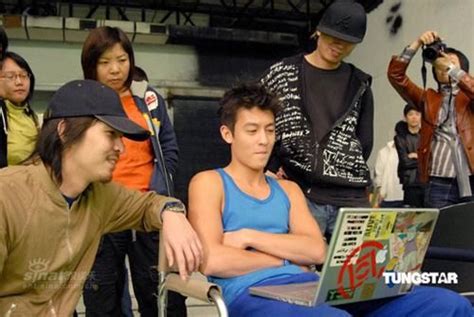 Edison Chen Showing Off His Photo Collection Alvinology