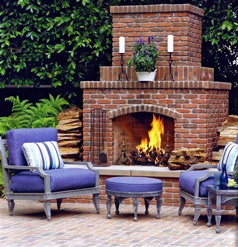 Simple And Stylish Backyard Fireplace Ideas For A Cozy Outdoor Space Decoomo