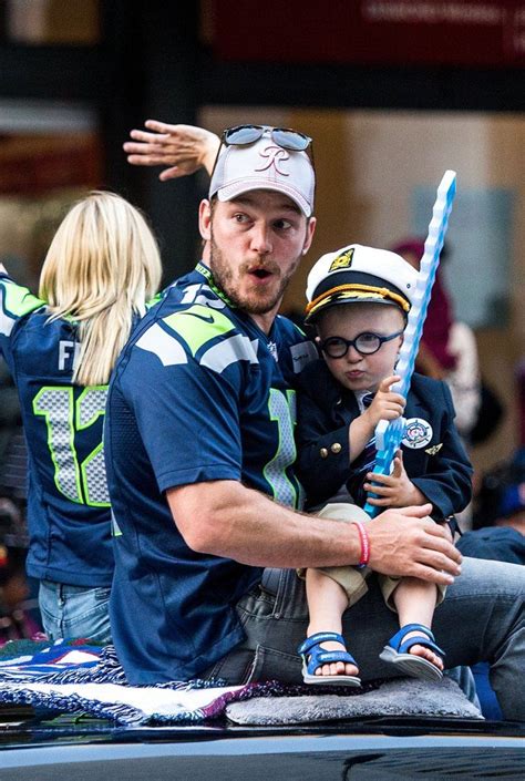 Anna Faris And Chris Pratt S Son Steals The Spotlight During Seattle S