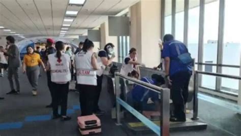 Mujer Pierde La Pierna Tras Quedar Atorada En Una Banda De Aeropuerto