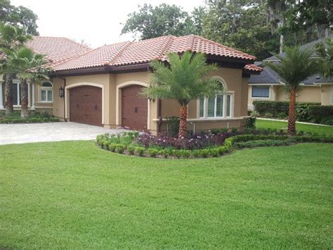 If you are planning a major or minor landscaping. florida front yard landscape - Google Search | Landscape ...