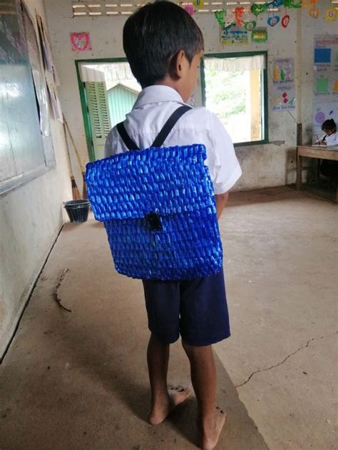 Tali rafia plastik kw1, kw1.5 dan kw2 gulung nanas dan tali rafia kw2 roll. Tak Cukup Uang, Seorang Ayah Buatkan Tas dari Tali Rafia ...