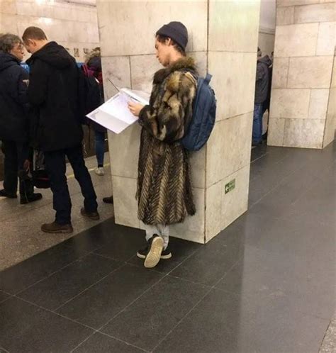 Weird Russian Subway Fashion 180 Klykercom