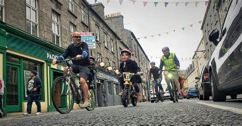 30km, 15km & 5km registration fee: Bike through Galway on a guided children's cycle tour ...