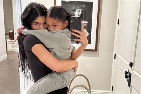 Kylie Jenner Celebrates As Daughter Stormi 5 Graduates Pre Kindergarten