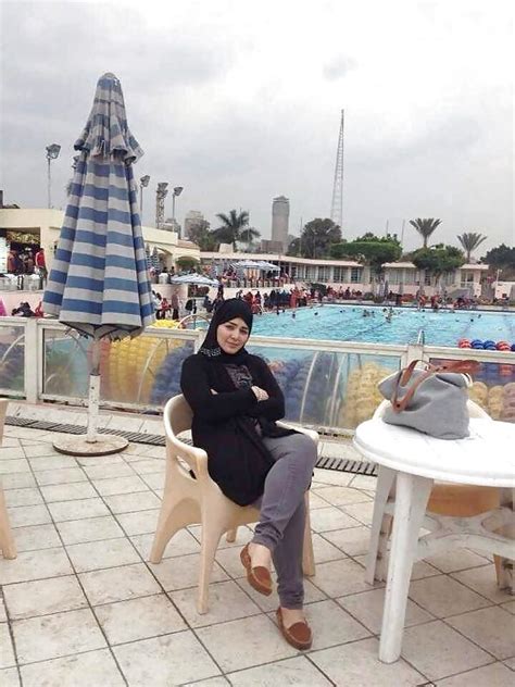 egyptian arab hijab girl naked selfie nude zainab shehata photo 13 17