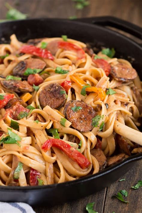 Cajun chicken and sausage pasta recipe garlic chicken butter chicken creamy cajun chicken pasta recipes with smoked sausage andouille sausage recipes creamy cajun pasta. Creamy Cajun Pasta with Smoked Sausage - Oh Sweet Basil ...