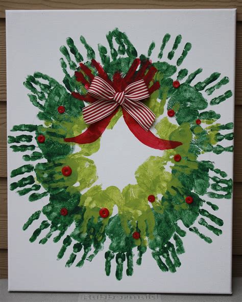 Risas Pieces Of Art Handprint Christmas Wreath