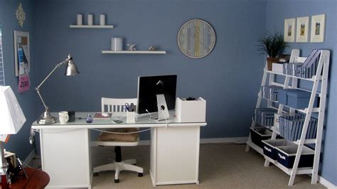 Are you setting up a new home office? Best Colors to Paint an Office