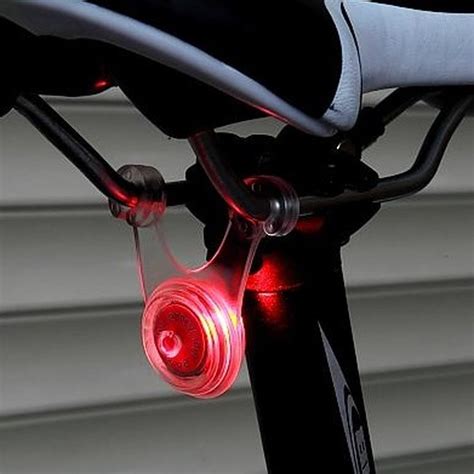 自転車ライト Led サイクル ぶら下げ 防水 シリコン テール リア ランプ 点滅 3段階切替 小型 クロス セット アウトドア用品