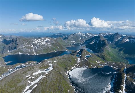 Fondos De Pantalla Noruega Montañas Lago Senja Nube Naturaleza
