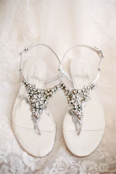 Trendy Flat Sandals For Spring Summer Vacation 2019